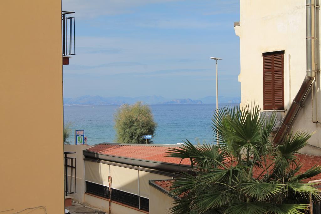 Dea Seaview Lägenhet Cefalù Exteriör bild